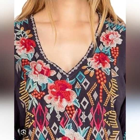 Johnny Was Purple Embellished Graphic Tunic - Picture 3 of 12